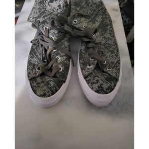 Rare pointed toes converse hightop